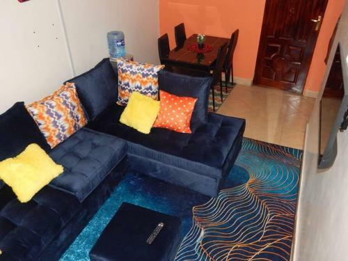 Welcome To 2 Bedroom Apartment With Free Parking.
