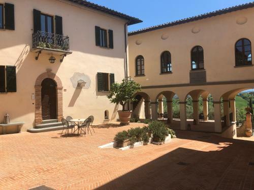 Romantica Villetta A Schiera