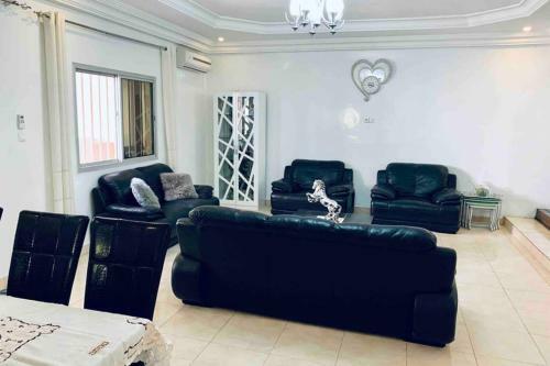 Spacious Modern Apartment Perfect For Long Stays