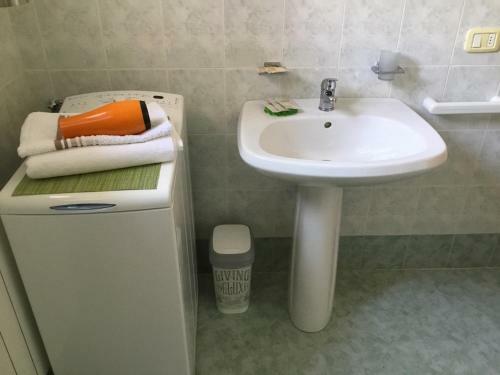 Apartamento Irina?s House With View On Like And Swimming Pool