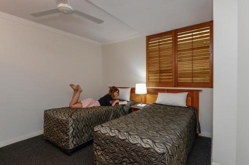 Burnett Riverside Motel