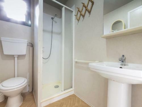Homely Mobile Home In Sorso With Shared Pool