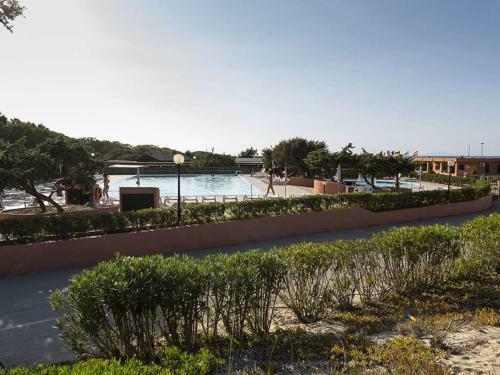 Pleasant Mobile Home In Sorso With Shared Pool