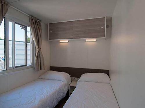 Charming Mobile Home In Sorso With Shared Pool