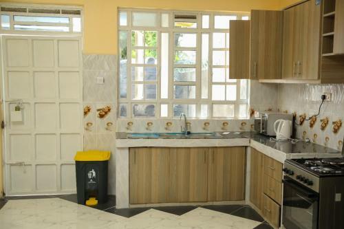Ezzy Havens Guest House Nakuru