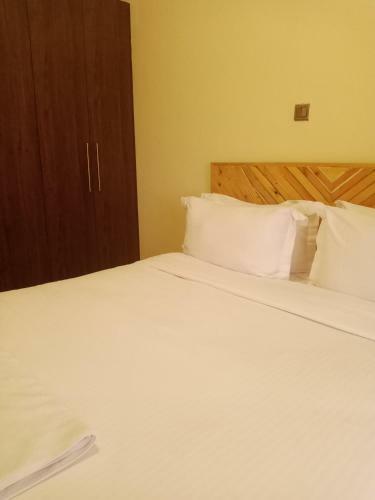 Apartamento Leo'z Suites