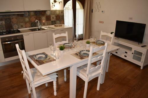 Borgo San Sisto Apartments