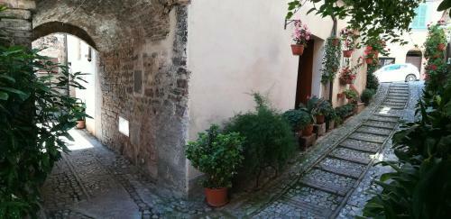 Borgo San Sisto Apartments