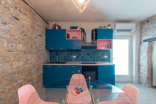 Cornelia Cavern Cosy Studio Apartment In Spello