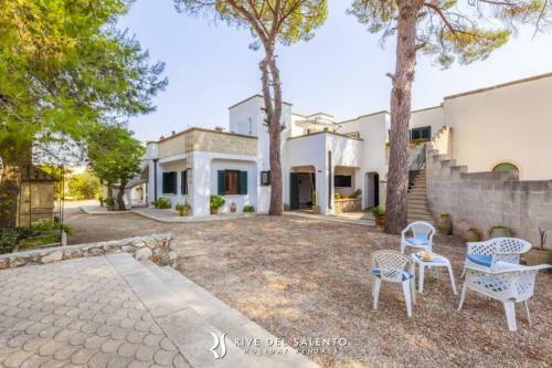 Apartamento Appartamento In Casale Con Piscina A Spongano
