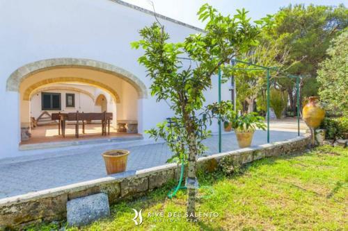 Apartamento Appartamento In Casale Con Piscina A Spongano