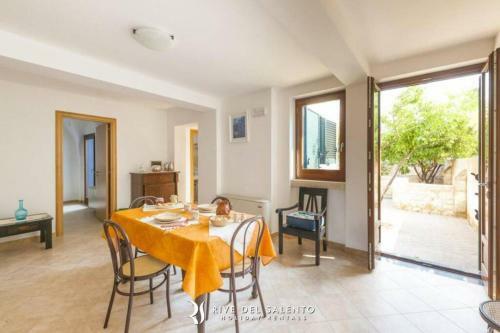 Apartamento Appartamento In Casale Con Piscina A Spongano