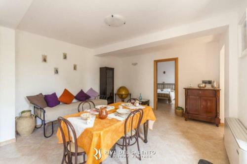 Apartamento Appartamento In Casale Con Piscina A Spongano