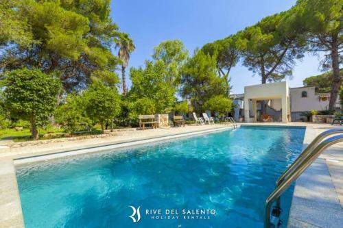 Apartamento Appartamento In Casale Con Piscina A Spongano