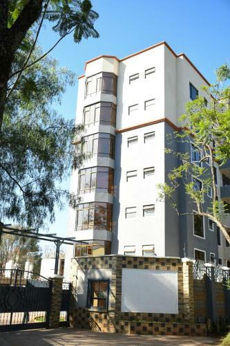 Zuri Apartments