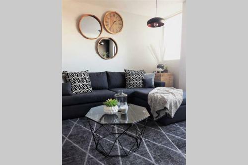 Apartment 41 @77 On Independence