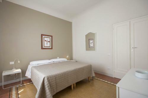 Hostal Piazza Paradiso Accommodation