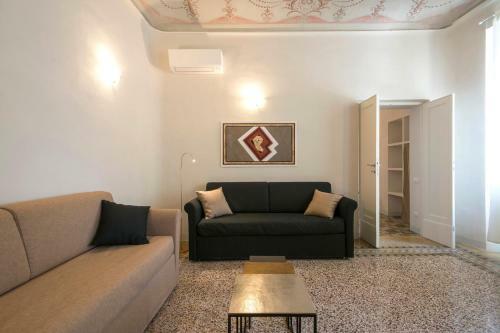 Hostal Piazza Paradiso Accommodation