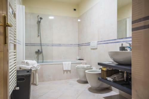 Hostal Piazza Paradiso Accommodation