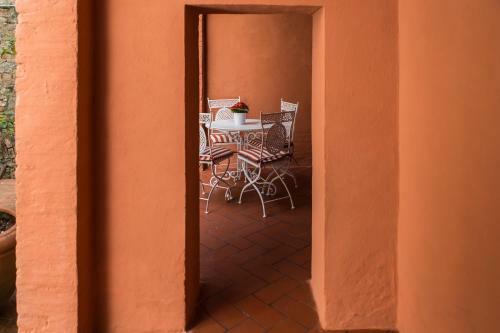 Hostal Piazza Paradiso Accommodation