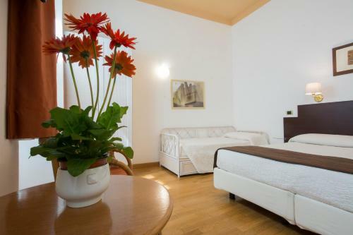Hostal Piazza Paradiso Accommodation