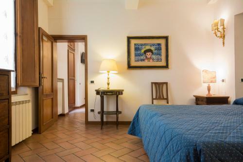 Hostal Piazza Paradiso Accommodation