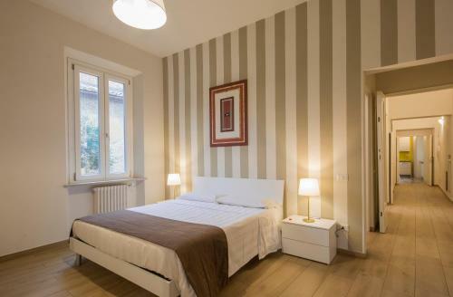 Hostal Piazza Paradiso Accommodation