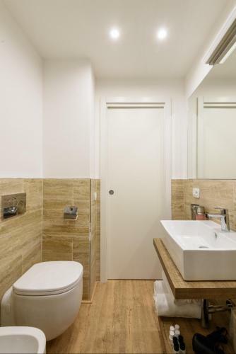 Hostal Piazza Paradiso Accommodation