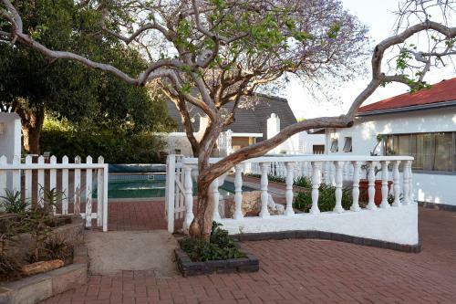 Hostal Rosahoff Guesthouse