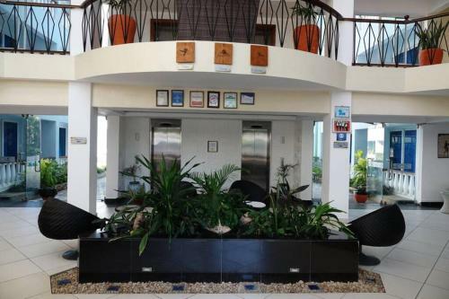 Apartamento Cowrie Beach Haven Studio