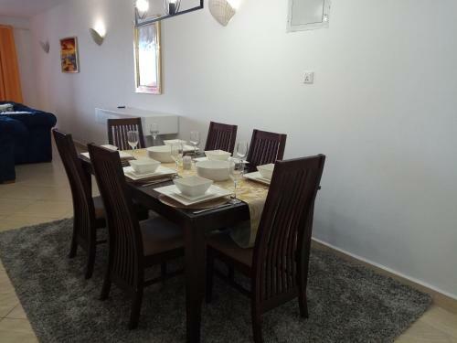 Stayplus Shanzu Beachfront Apartment
