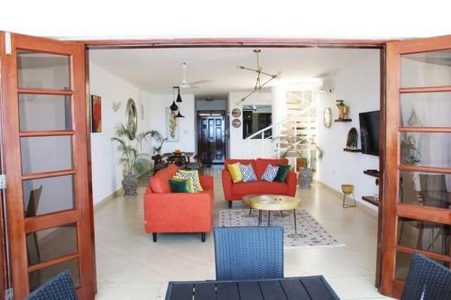 Stayplus Shanzu Beachfront Apartment