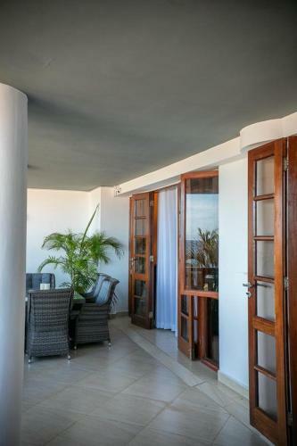 Ocean Front Apartments At La Mera