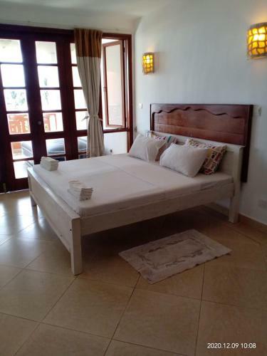 Ocean Front Apartments At La Mera