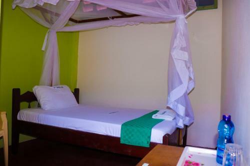 Hotel Cs Guest House And Apartment