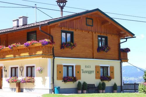 Hostal Apparthaus Taxegger