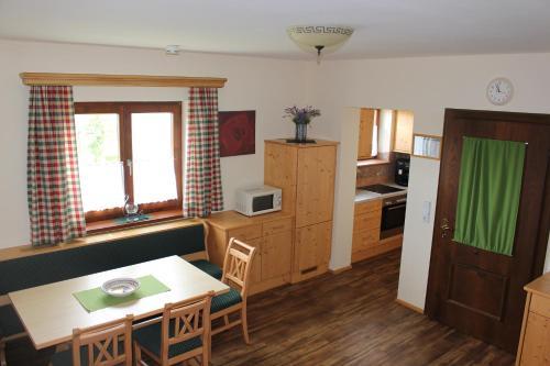 Hostal Apparthaus Taxegger