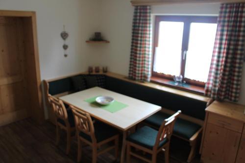 Hostal Apparthaus Taxegger