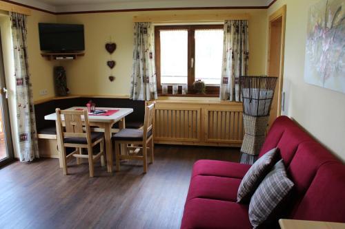 Hostal Apparthaus Taxegger