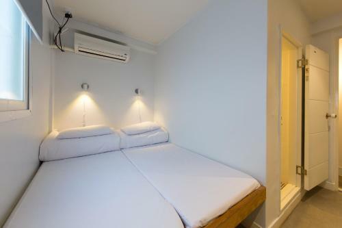 Hi 5 Hostel