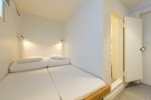 Hi 5 Hostel