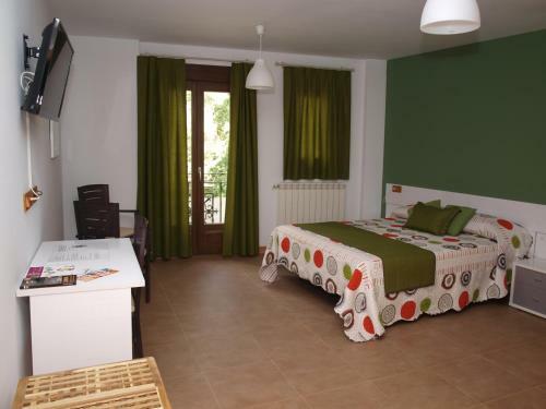 Bed & Breakfast Hostal La Ribera Del J�car