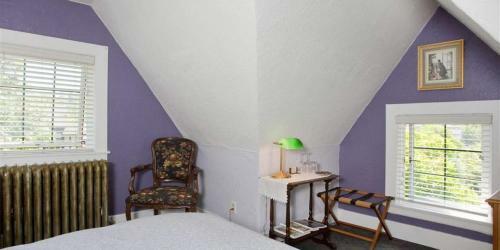 Bacon Mansion Bed And Breakfast