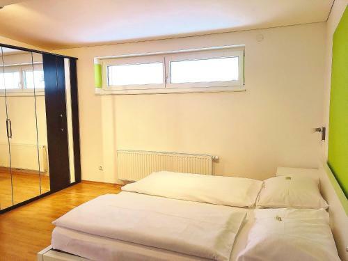 Hostal Hotel Garni Brigitte