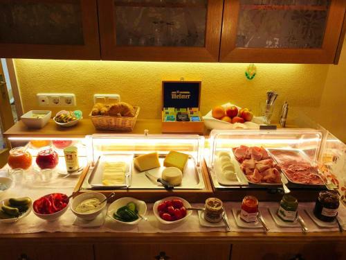 Hostal Hotel Garni Brigitte