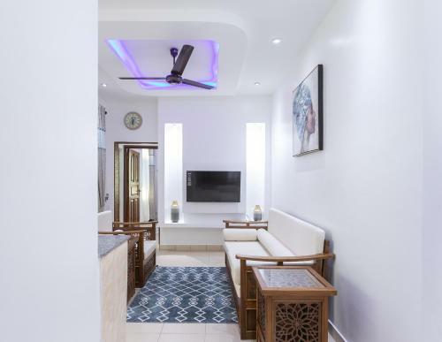 Apartamento Angaza House