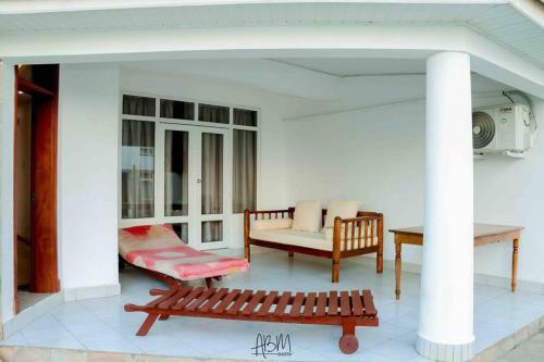 Beautiful Serene Beach Villa