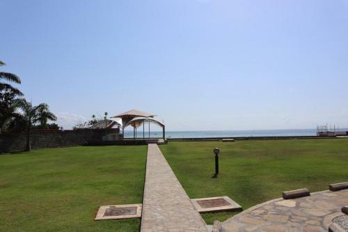 Beautiful Serene Beach Villa