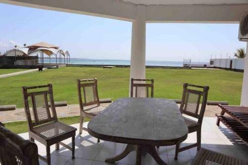 Beautiful Serene Beach Villa