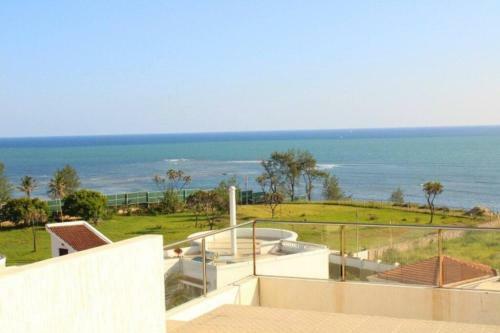 Palm Terrace Oceanview Apartment